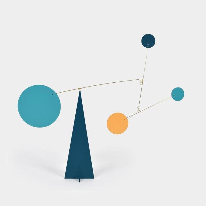 Dallas Metal Standing Mobile